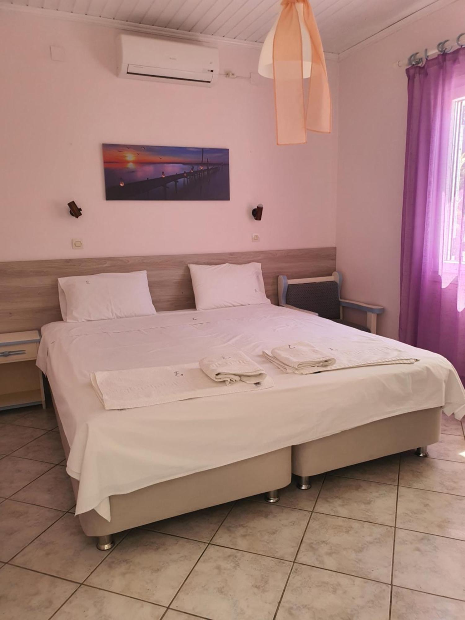 Errika Apartment Ipsos Ngoại thất bức ảnh