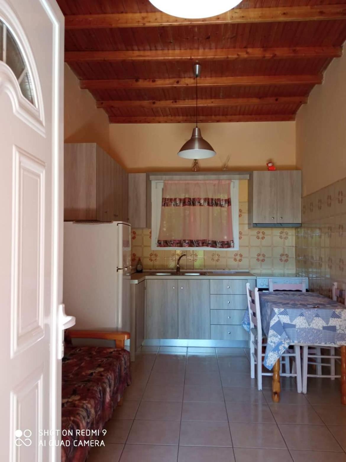 Errika Apartment Ipsos Ngoại thất bức ảnh